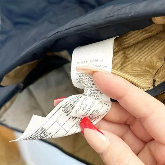 J. Crew Mercantile 100% Polyester Navy Blue Quilted Women’s Vest - Picture 9 of 13